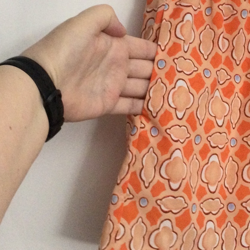 Alice & Olivia Dress Shorts Size Medium Orange - Picture 8 of 11